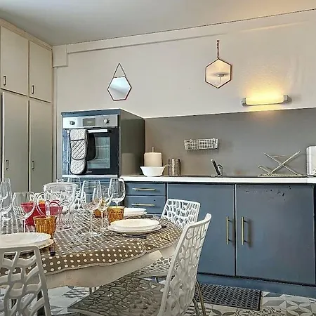 Crewlodge Deauvillehosthelper Holiday home Arromanches-les-Bains